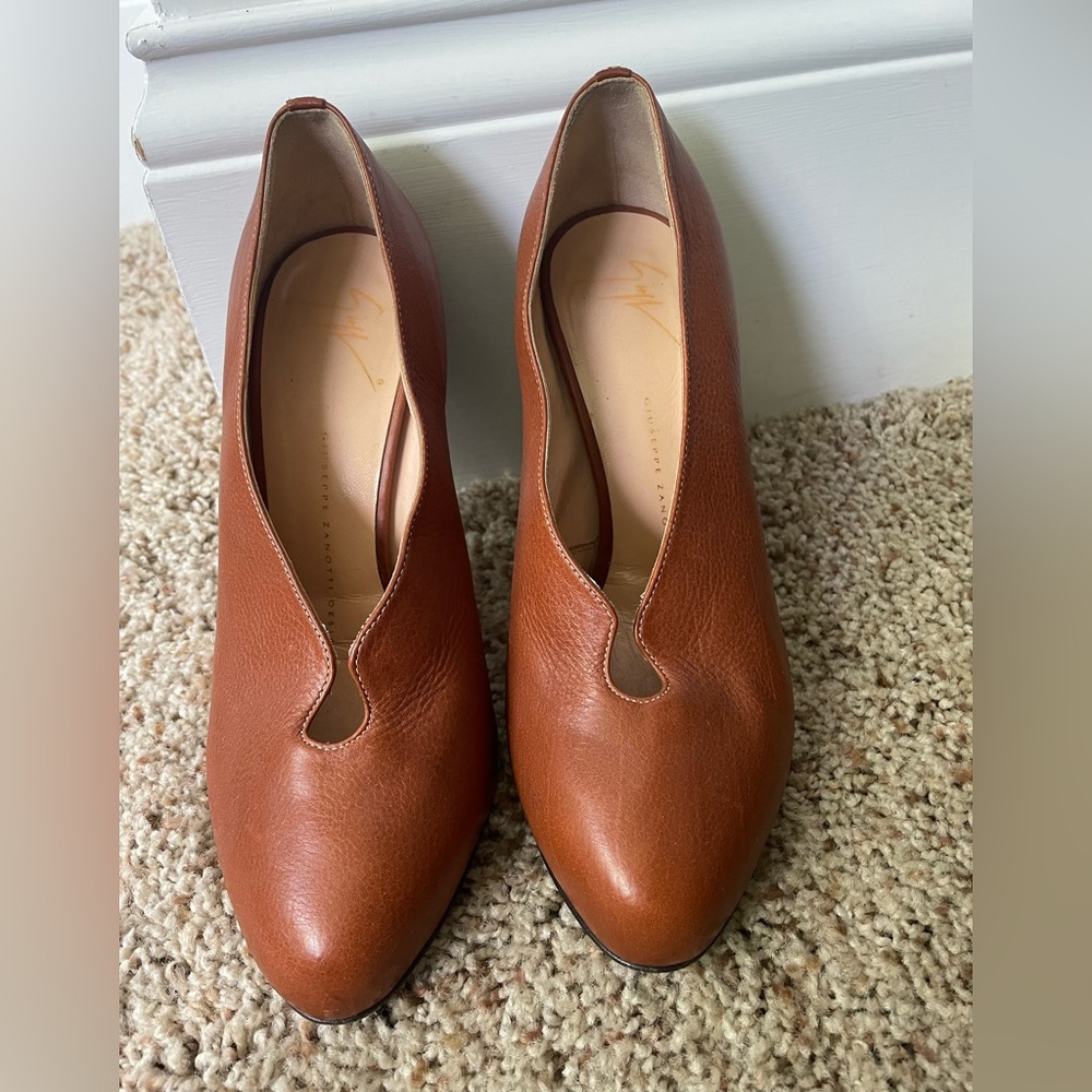Giuseppe Zanotti brown leather high heels